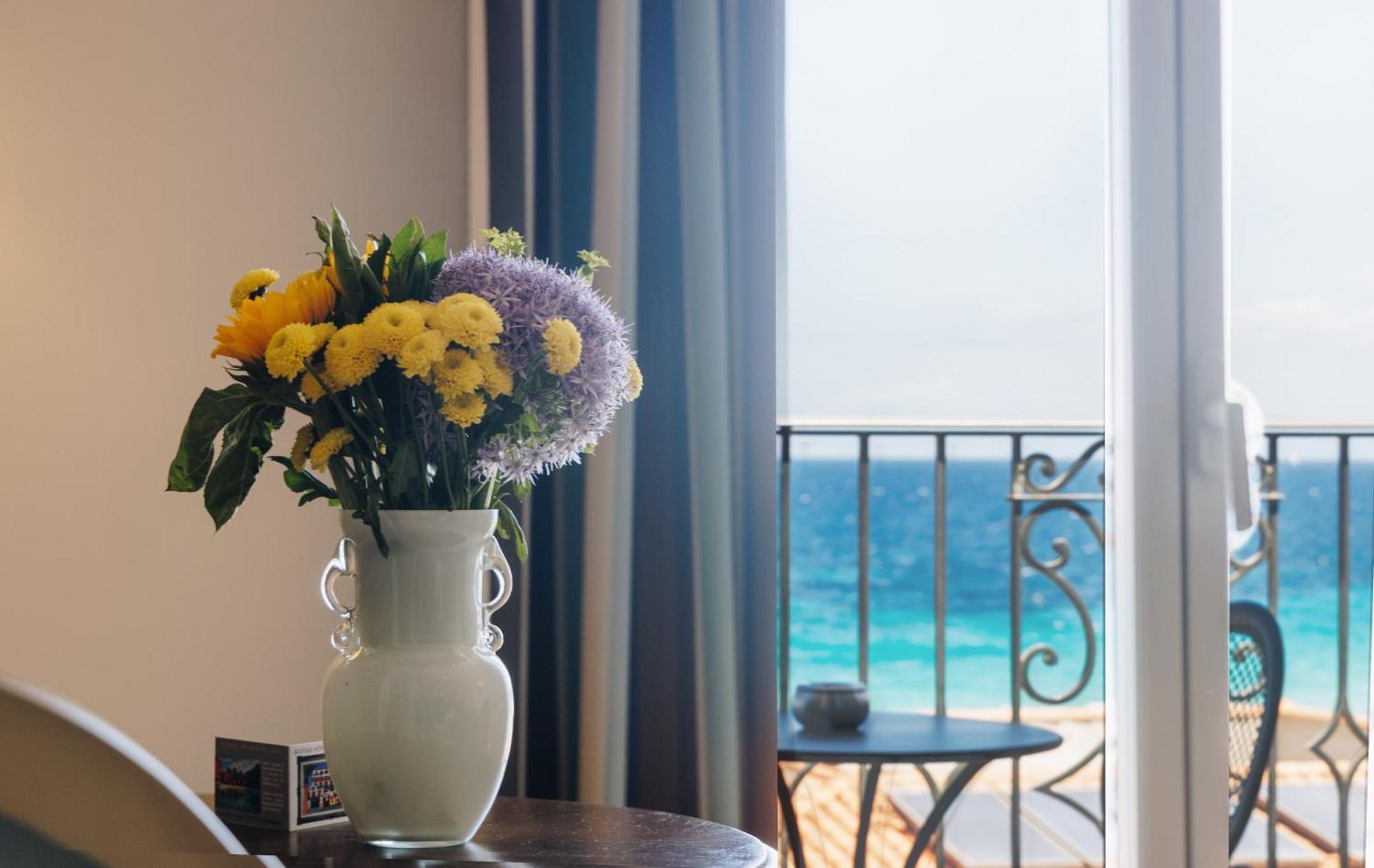 Hotel Liberata & Spa LʼÎle-Rousse Δωμάτιο φωτογραφία