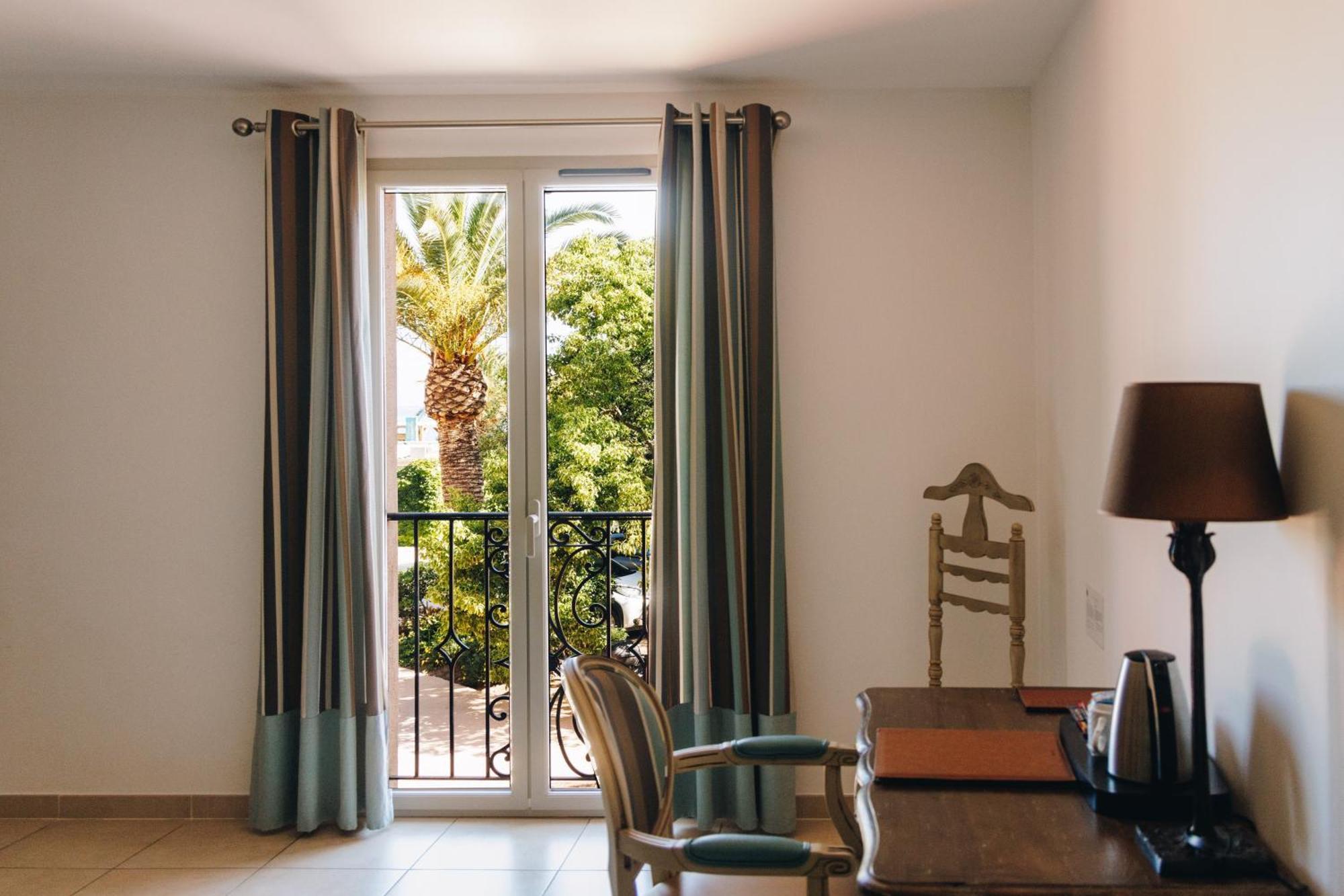 Hotel Liberata & Spa LʼÎle-Rousse Δωμάτιο φωτογραφία